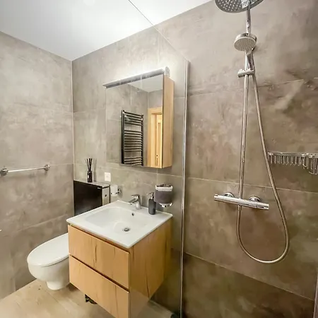 Appartamento Contemporary Alpine 2-bedroom *